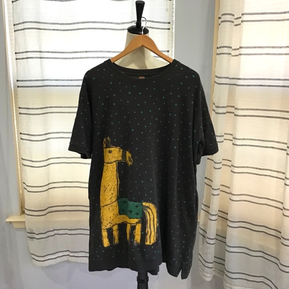 YSBS Other - YSBS Men Size 2XL Rare Oversized T-Shirt Short Sleeve Camel Graphic Star Boho
